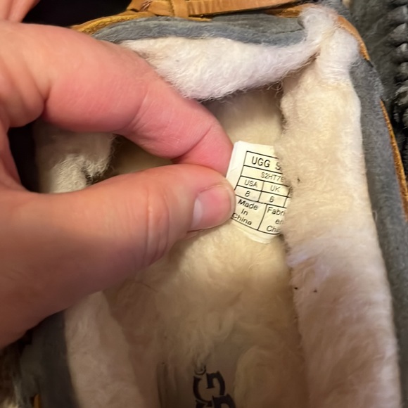 UGG Dakota Moccasins - Picture 2 of 5